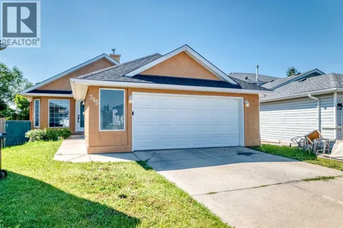 315 Appleglen Place SE, Calgary