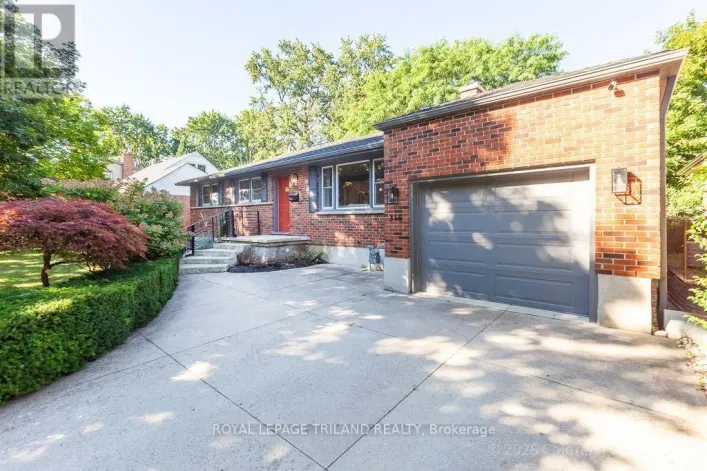 315 BLOXAM AVENUE, London South
