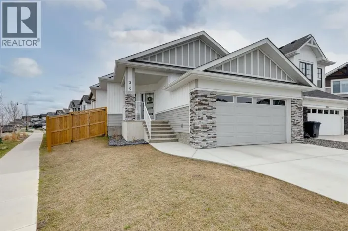 315 Monterey Place SE, High River