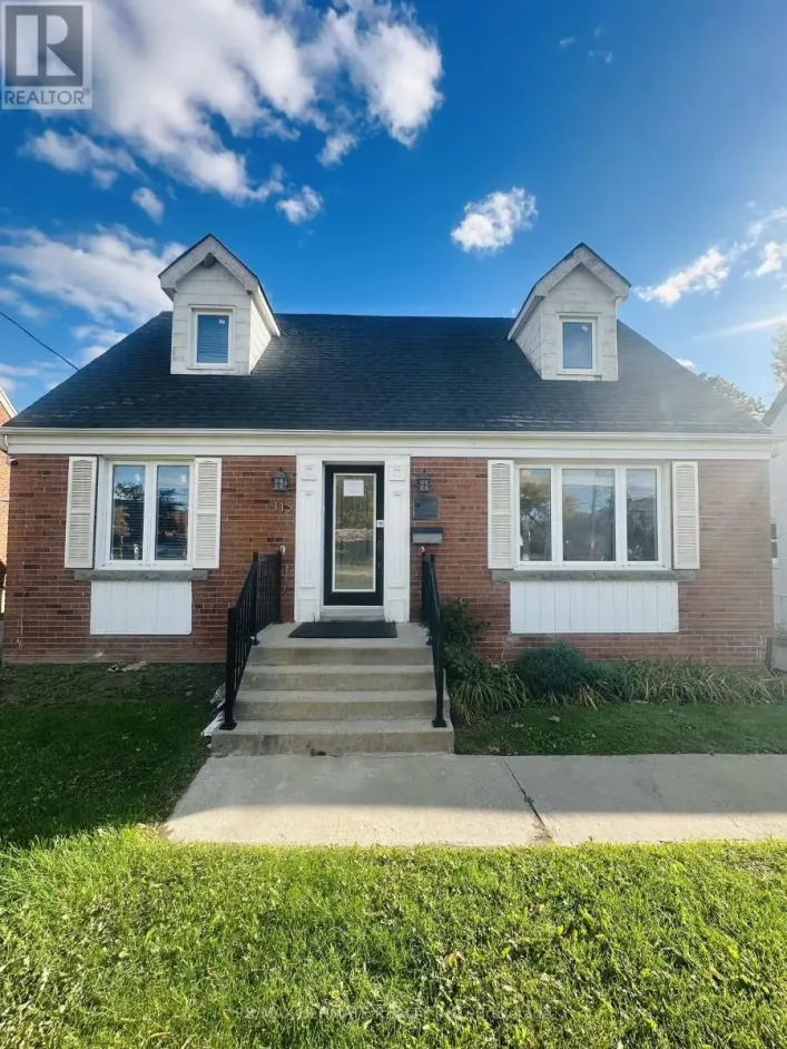 315 SHEPPARD AVENUE E, Toronto