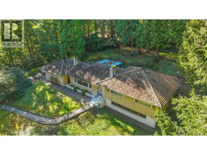 315 STEVENS DRIVE, West Vancouver