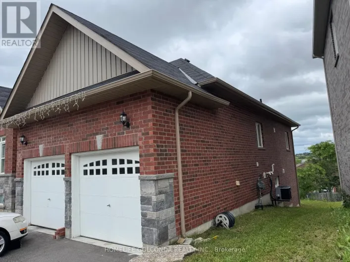 3153 MONARCH DRIVE, Orillia