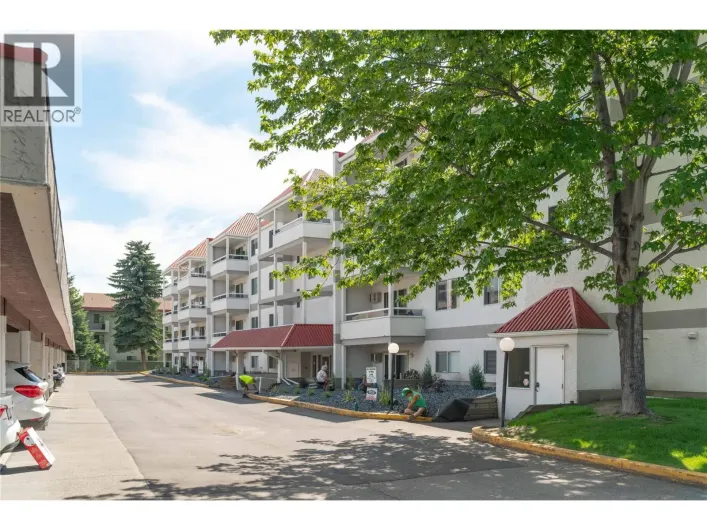 3155 De Montreuil Court Unit# 404, Kelowna