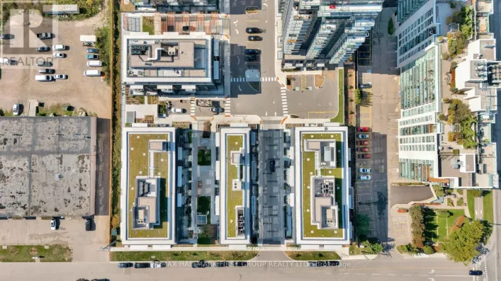 316 - 1604 CHARLES STREET, Whitby