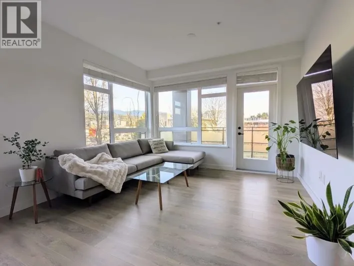 316 3038 ST GEORGE STREET, Port Moody