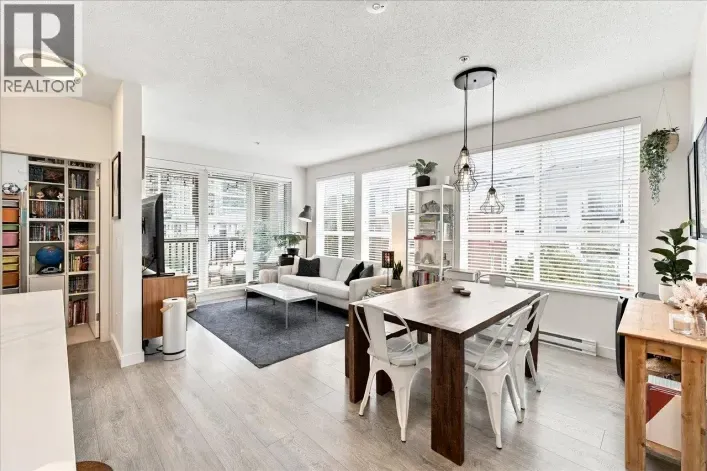 316 611 REGAN AVENUE, Coquitlam