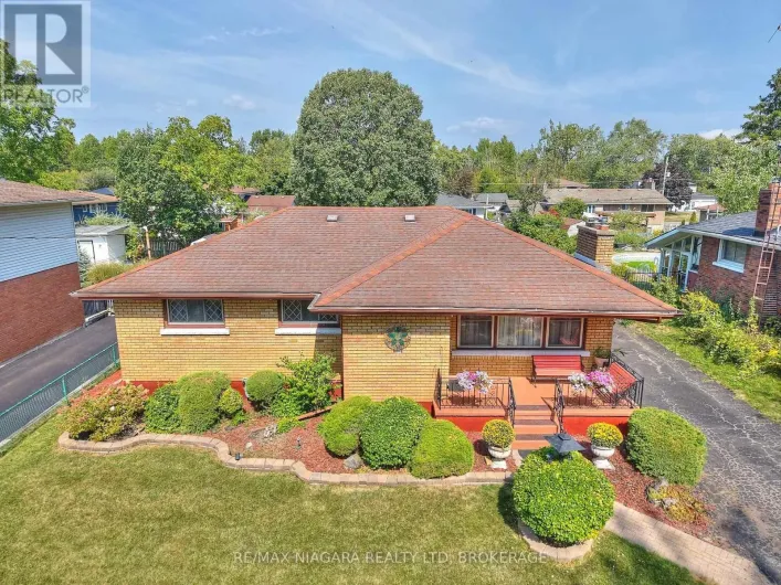 316 BOWEN ROAD, Fort Erie