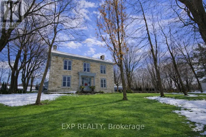 316 COLEBROOK ROAD, Stone Mills