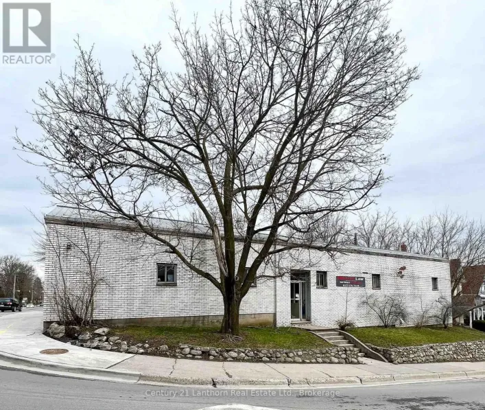 316 PICTON MAIN STREET, Prince Edward County
