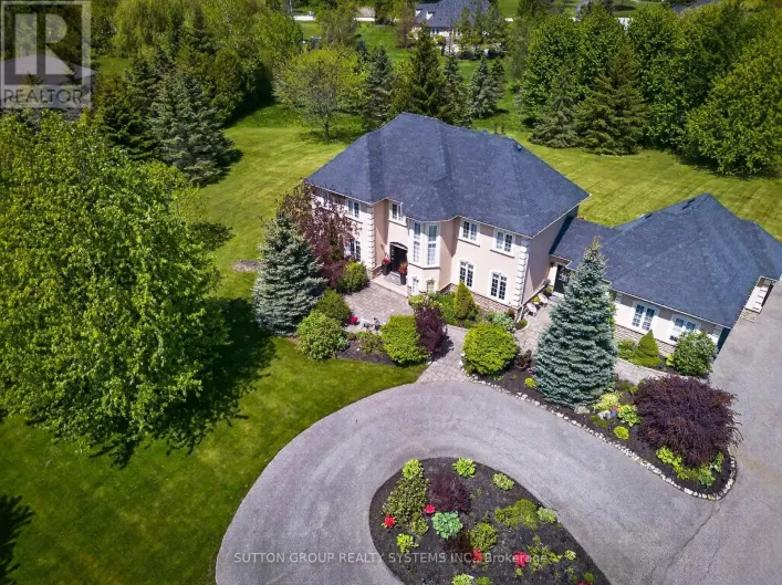 3165 MCPHAIL WAY, Milton