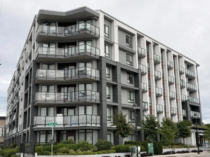 317 20360 LOGAN AVENUE, Langley