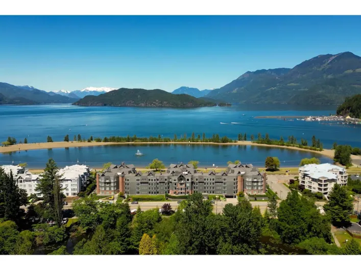317 378 ESPLANADE AVENUE|Harrison Hot Springs, Harrison Hot Springs