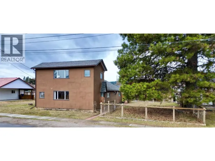 317 4TH Avenue S, Cranbrook