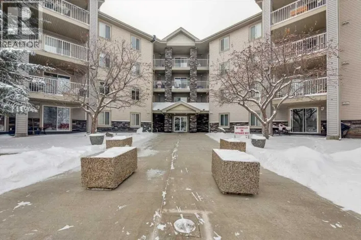 317, 60 Lawford, Red Deer