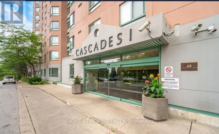 317 - 61 MARKBROOK LANE, Toronto