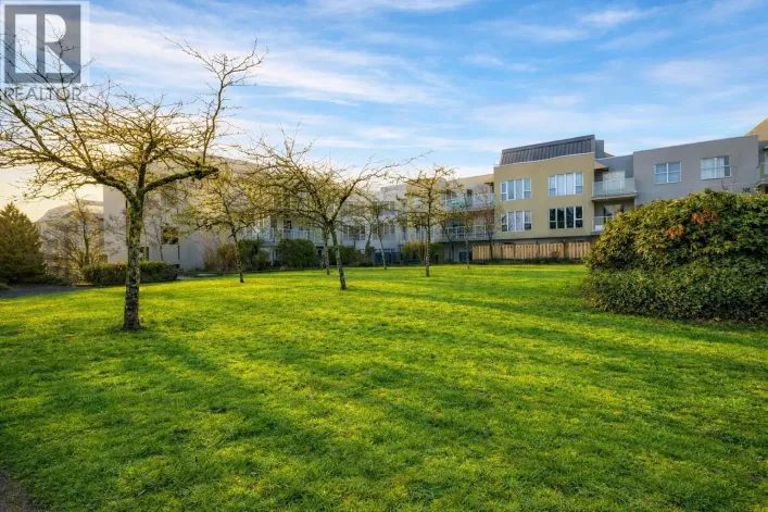 317 7800 ST. ALBANS ROAD, Richmond