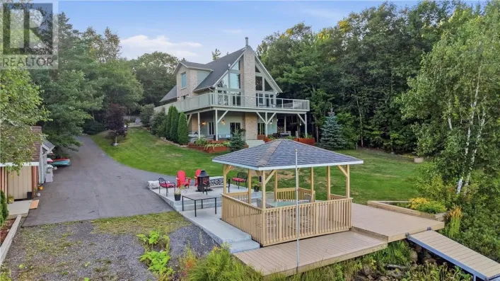 House for sale: 317 Middle Lake, Sudbury