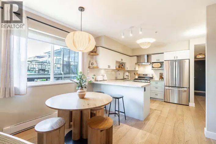 3174 PRINCE EDWARD STREET, Vancouver