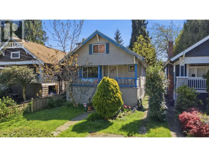 3174 W 5TH AVENUE, Vancouver