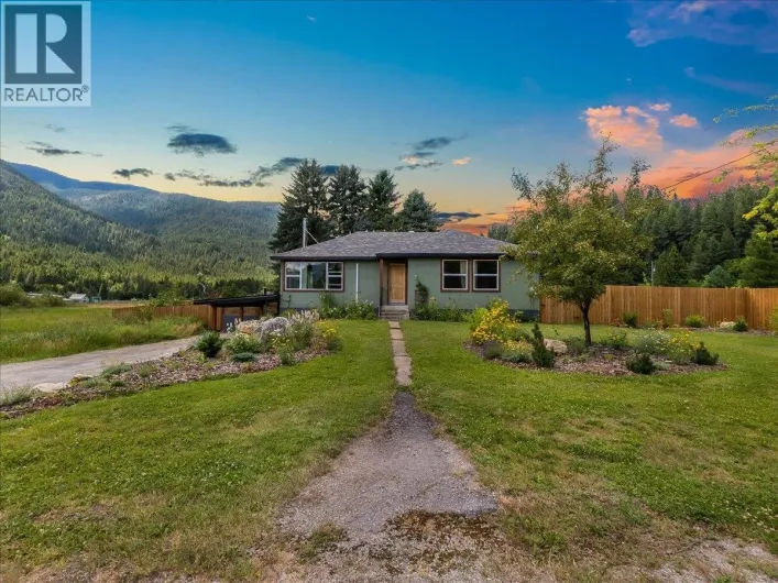 3177 SLOCAN PARK Road, Slocan Park