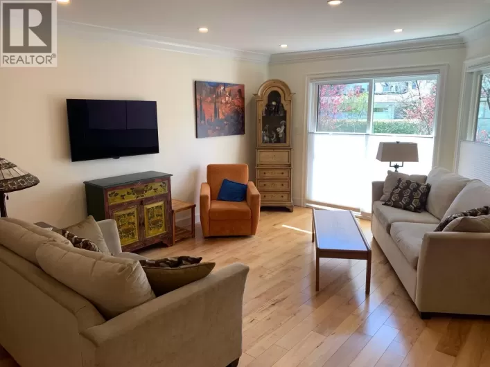 318 1235 W 15TH AVENUE, Vancouver