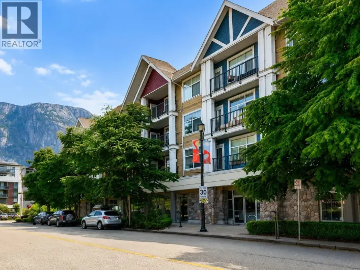 318 1336 MAIN STREET, Squamish