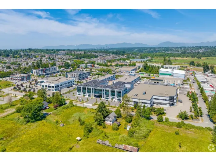 318 15315 66 AVENUE, Surrey
