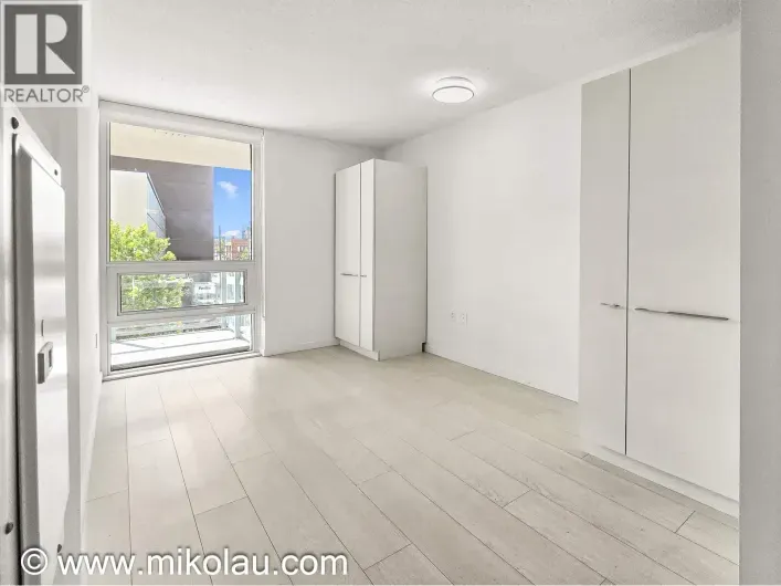 318 180 E 2ND AVENUE, Vancouver