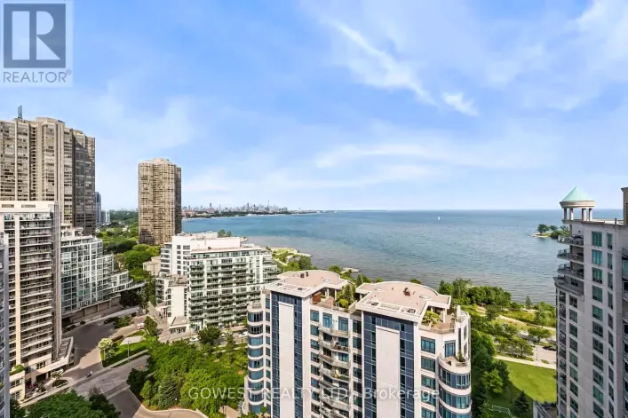 318 - 2095 LAKE SHORE BOULEVARD W, Toronto