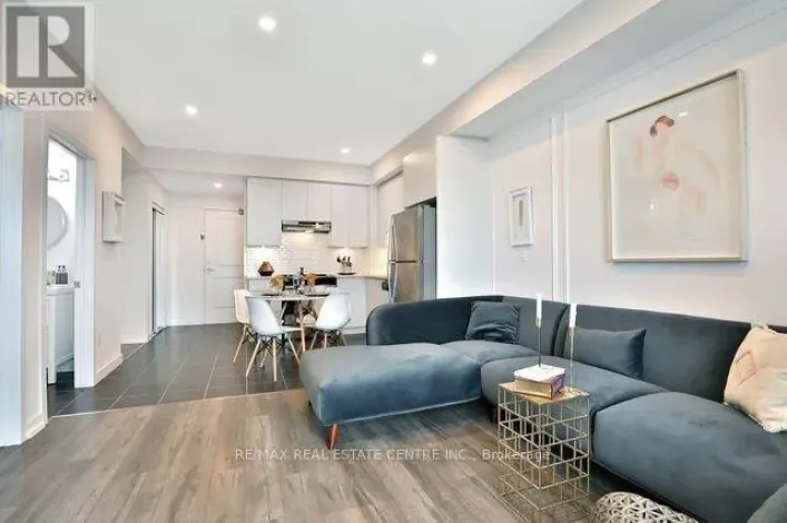 318 - 2490 OLD BRONTE ROAD, Oakville