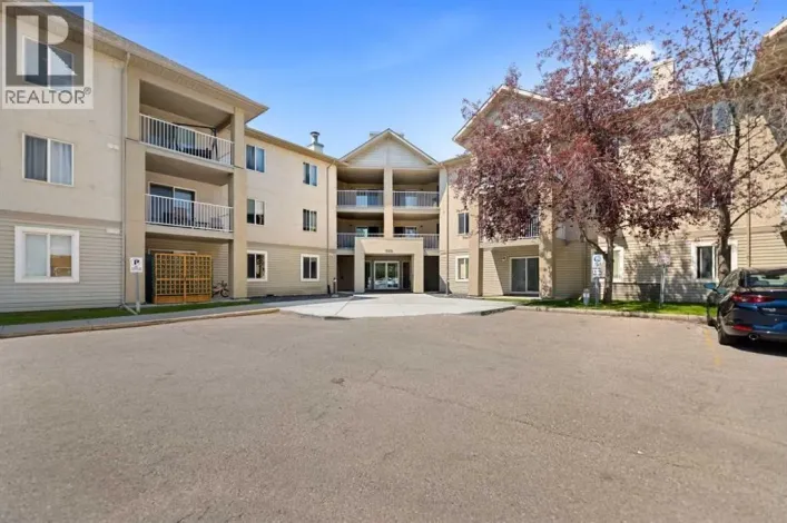 318, 3000 Citadel Meadow Point NW, Calgary