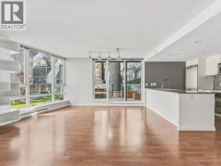 318 788 HAMILTON STREET, Vancouver