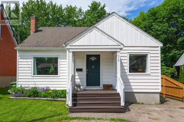 318 CECELIA STREET, Pembroke