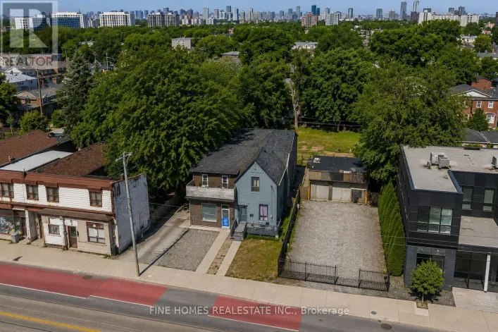 318 DUFFERIN STREET, Toronto