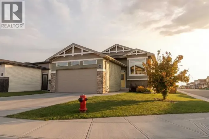318 Lynx Road N, Lethbridge