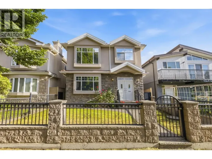 3186 E 18TH AVENUE, Vancouver