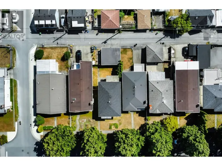 3186 E 28TH AVENUE, Vancouver