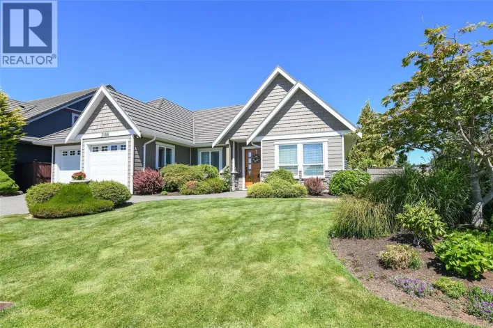 3186 Royal Vista Way, Courtenay