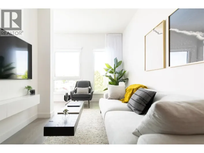 319 203-263 W 49TH AVENUE, Vancouver