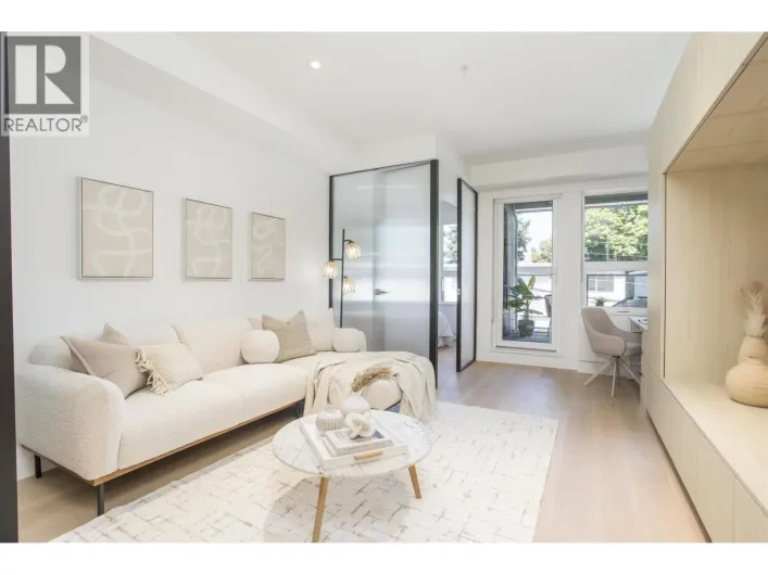 319 2471 ST. GEORGE STREET, Vancouver