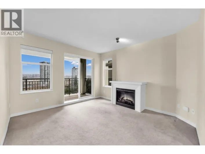 319 4768 BRENTWOOD DRIVE, Burnaby