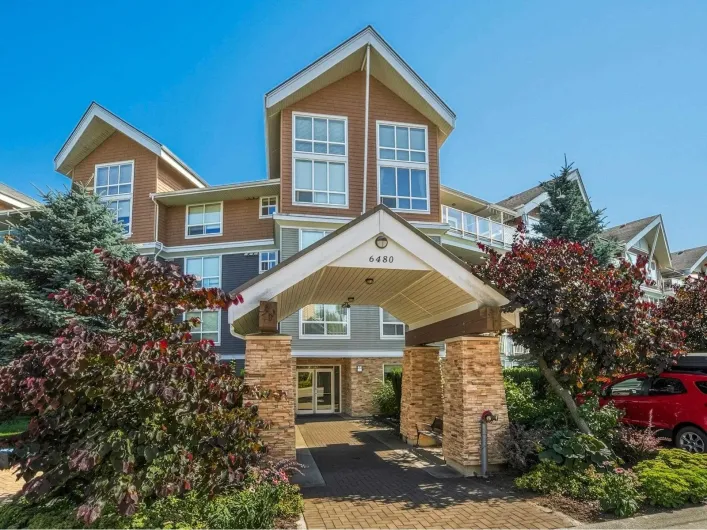 319 6480 194 STREET, Surrey