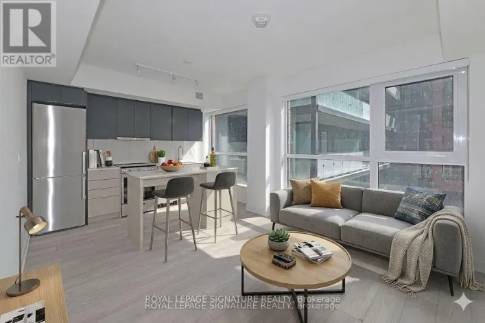 319 - 8 TIPPETT ROAD, Toronto