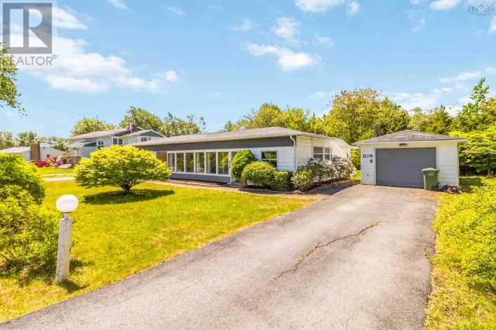 319 Brookside Road, Brookside