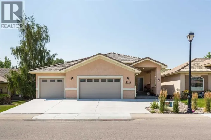 319 Canyon Boulevard W, Lethbridge