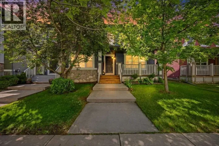 319 Everstone Drive SW, Calgary
