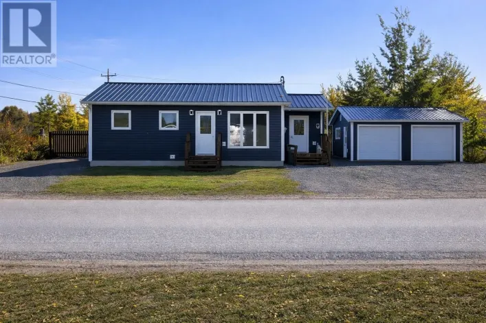 319 JR Smallwood Boulevard, Gambo