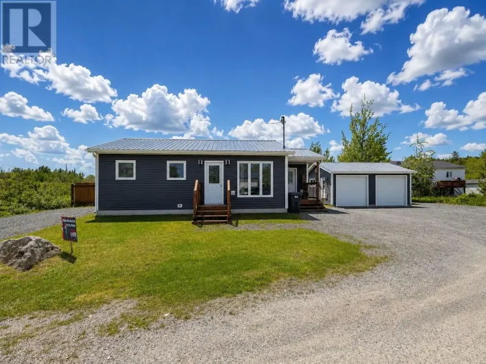 319 JR Smallwood Boulevard, Gambo