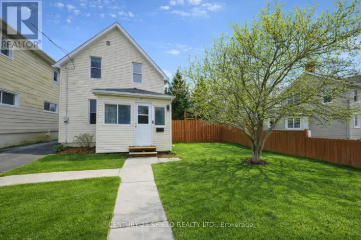 319 THIRD STREET W, Cornwall