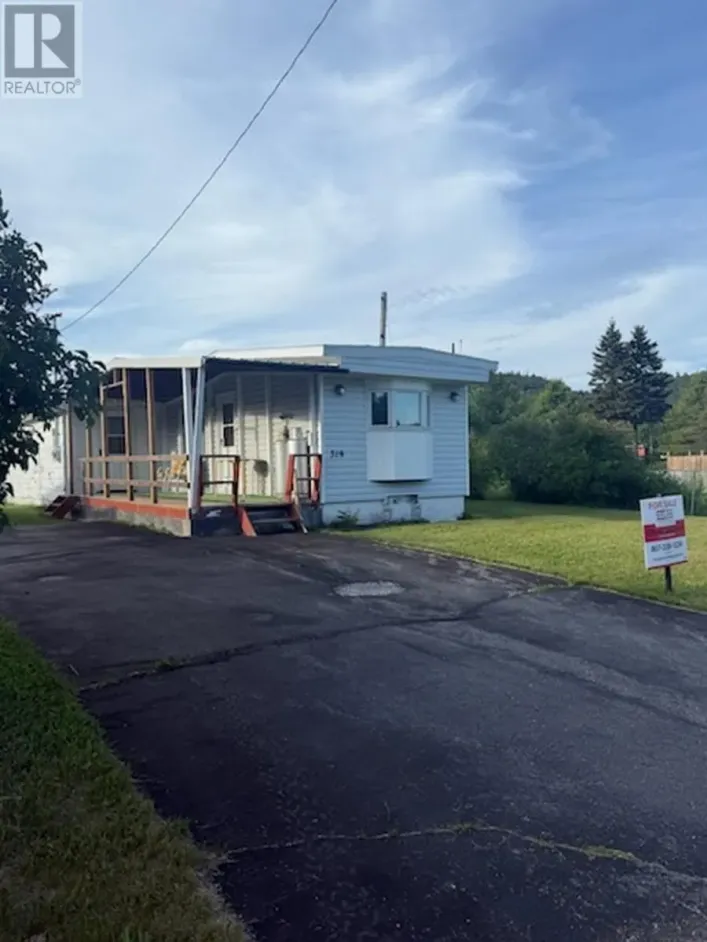 319 WALKER STREET, Schreiber